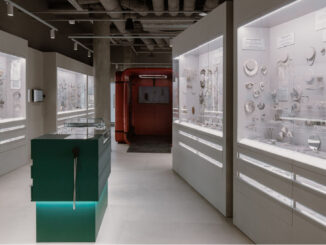 MoJA Jewelry Museum a Poznań con allestimento espositivo e lighting design contemporaneo