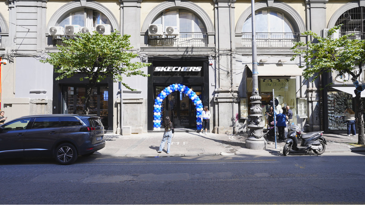 Nuovo negozio Skechers a Napoli in Corso Umberto I inaugurato nel centro città