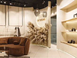 Boutique La Donna a Ust-Kamenogorsk con lounge e sistemi espositivi integrati
