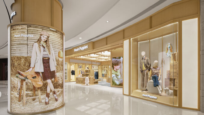 Facciata del flagship store Hush Puppies a Shanghai progettato da STILL YOUNG