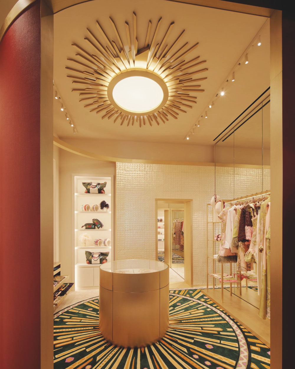 La DoubleJ retail space with circular geometries and integrated lighting