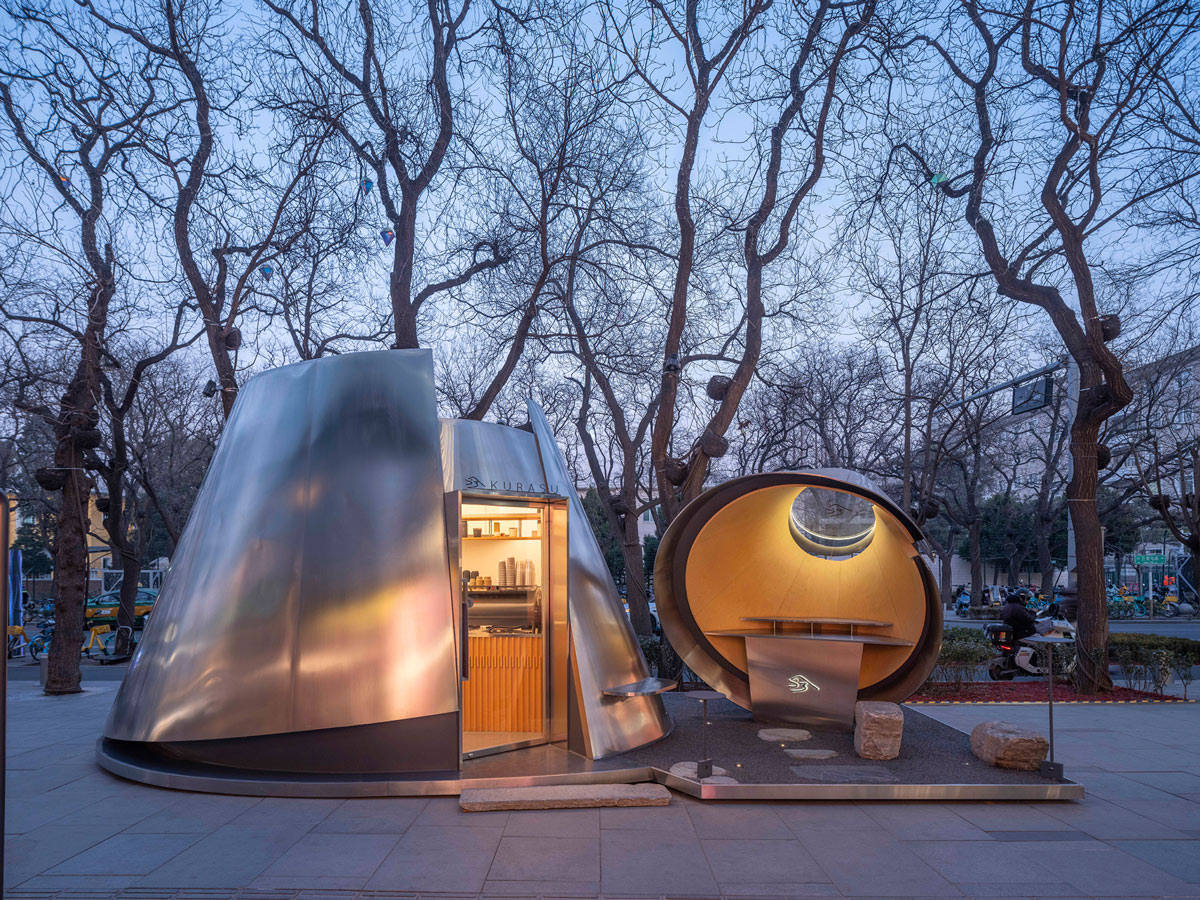 The two volumes of the Kurasu Pop-Up in Beijing designed by Atelier L