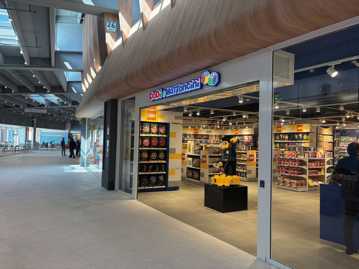 Dadi & Mattoncini store at Waterfront Mall in Genoa