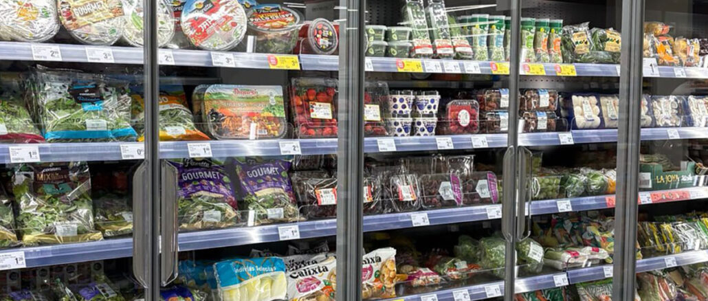 Reparto refrigerato del supermercato Charter di Alzira con banchi Epta