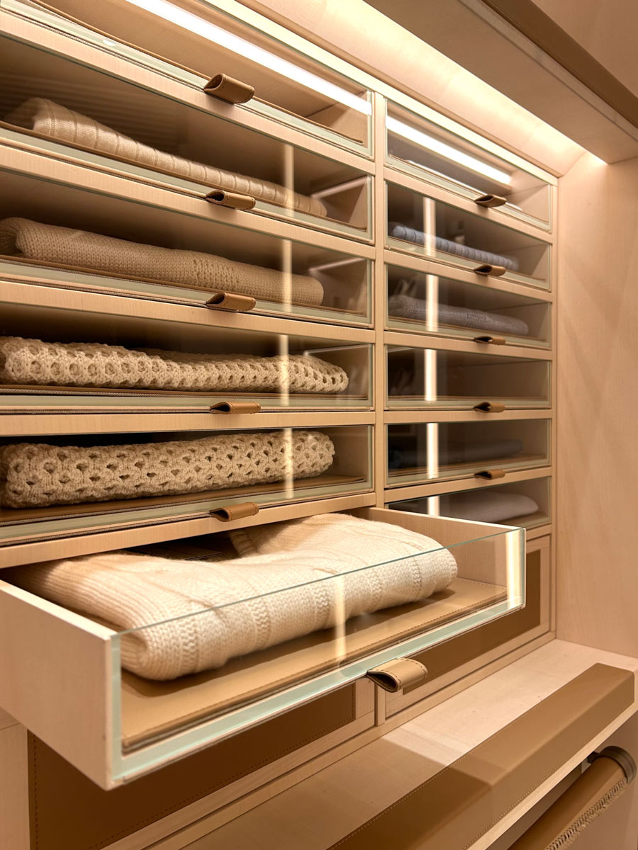 Display furniture with glazed drawers for Ludovica Mascheroni knitwear